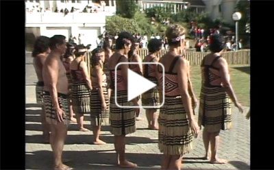Māori performers at 1988 Waipapa Marae opening